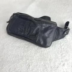 バギーポート BAGGY PORT ブラックレザーボディバッグ ソフト