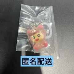 ガチャ クレヨンしんちゃん めじるしアクセサリー みんなでくまパジャマ