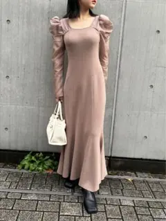 fray i.d パフスリーブ ニットロングワンピース ピンクベージュ