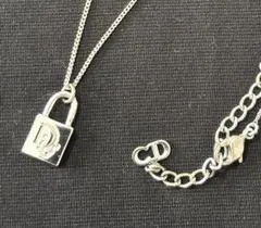 Item thumbnail for item 17831caa-9612-43e9-b453-b78204597bfd