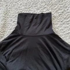 UNIQLO 黒 ヒートテック　タートルネック 長袖 トップス