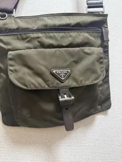 PRADA オリーブグリーン ショルダーバッグ