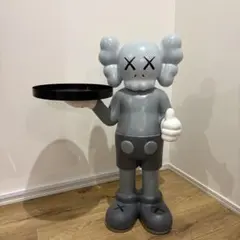 KAWS × Gallery1950 G1950 灰皿 companion va - メルカリ