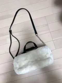 ファー ショルダーバッグ 白 2way 斜めがけ ミニバッグ チェーン