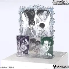 進撃の巨人◆アニーク　リヴァイ　ハンジ　ジオラマアクリルスタンド