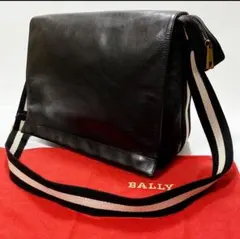 Item thumbnail for item 6d6114b0-763d-44f1-80aa-16731cf1f5c5