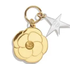 CHANEL シャネル　チャーム　カメリア　ノベルティ　ホリデー 2025