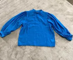 青色 バルーンスリーブ ハイネックシャツ
