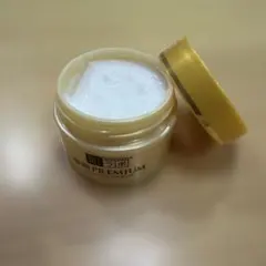 肌ラボ 極潤プレミアム PREMIUM ヒアルロンクリームのサムネイル