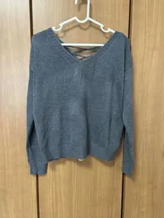グレー Vネック ニット 長袖