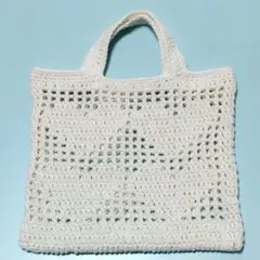 ホワイト かぎ針編みミニバッグ