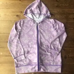 ラッシュガードアリエル