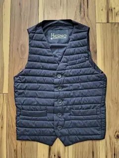 HERNOヘルノリバーシブルロングダウンベストインナー薄手42ネイビー紺色ロゴ有 HERNO ヘルノ メンズ ダウンベスト インナー ダウン PI002ULE