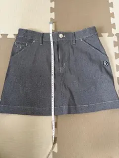 パーリーゲイツ　スカートのサムネイル
