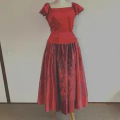 アロハスタンダード　［フラダンス用豪華赤ベロアハイビスカス柄ドレス]