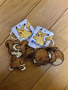 ポケモン キラキラキーホルダー　ヒメグマ　イーブイのサムネイル