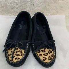 Minnetonka ミネトンカ　モカシン　レオパード　パンプス　スエードのサムネイル