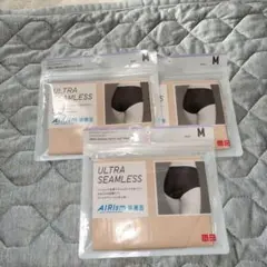 ユニクロエアリズムウルトラシームレスショーツ　ジャストウエストМサイズ