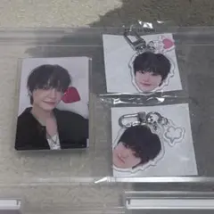 TREASURE ジフン 顔アクキー トレカ