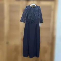 パンツタイプのドレスワンピース