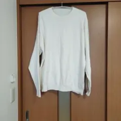 GU アイボリー クルーネック長袖セーター