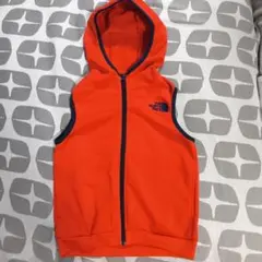 ノースフェイス１３０センチベスト