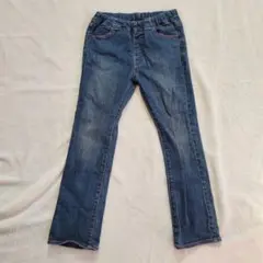 Item thumbnail for item 05666938-7d29-4fdc-9ff4-83eb437a33b3