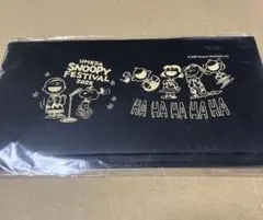 スヌーピーフェスティバル　阪急 うめだ　フリップスリムケース