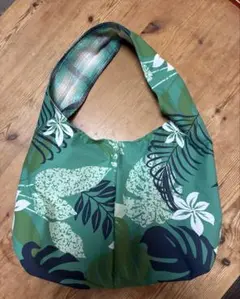 ハワイアン柄　ワンショルダーバック　　　ハンドメイド