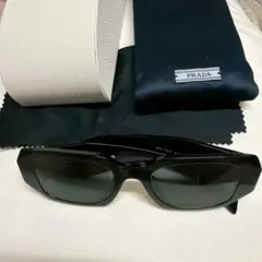 希少☆PRADA プラダ SPR53F サングラス ブラック 廃盤品 入手困難