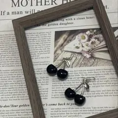 チェリーピアス ブラック シルバー さくらんぼ かわいい ハロウィン