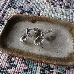 Item thumbnail for item abd2636a-216a-434a-a9cf-45e5aa3399cb