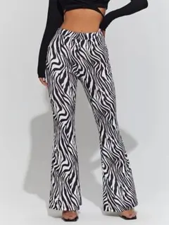 レディース Sサイズ  フレアパンツ ハイウェスト ゼブラ  海外 インポート