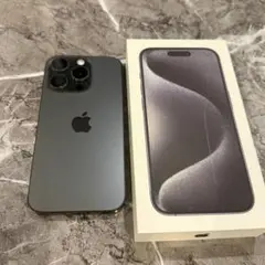 【美品】iPhone 15 Pro 256GB ブラックチタニウム iPhone 15 Pro 256GB - ブラックチタニウム（SIMフリー）[整備済