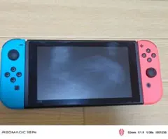Nintendo Switch本体（バッテリー強化版）中古美品のサムネイル