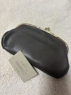 未使用・牛皮・牛革・レザー・がまぐちポーチ・小分けポケット付 財布としても♡