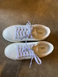 値下げ！ZARA ホワイト スニーカー　22.0