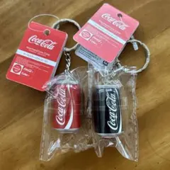コカコーラ　ミニチュアキーホルダー　2個セット　未開封品　美品