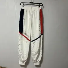 フィラ　ナイロンパンツ　ホワイト