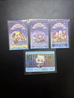 ホロライブ　キャラクターカード　白上フブキ　角巻わため　ムーナ　レイネ