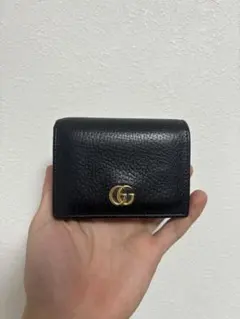 Gucci 黒 レザー 二つ折り財布 GGロゴ
