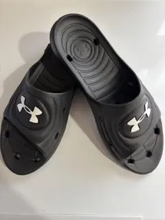＊UNDER ARMOUR ＊　　スポーツサンダル ブラック 【美品✨】のサムネイル