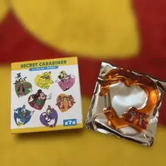 ディズニーストア シークレット カラビナ