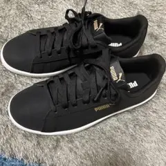 PUMA ブラック スニーカー24.5