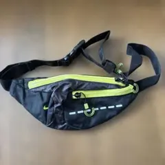 ランニング　ウエストポーチ