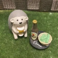 デコレ コンコンブル ハリネズミ ビール 枝豆 置物