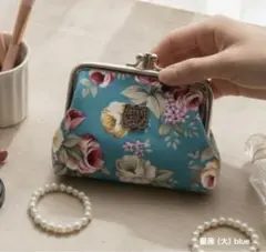 ANNA SUIがま口ポーチ小物入れコインケース 薔薇花柄コスメ薬入れ　贈り物