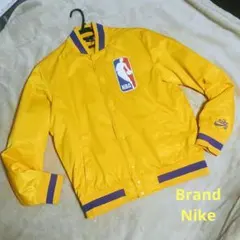 Item thumbnail for item 2bff7dcd-d01d-40e5-9cfd-dd5f77bf5c1d