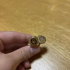 ディオールカフスボタン