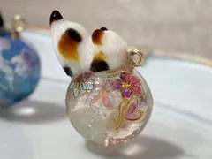 玉乗り猫